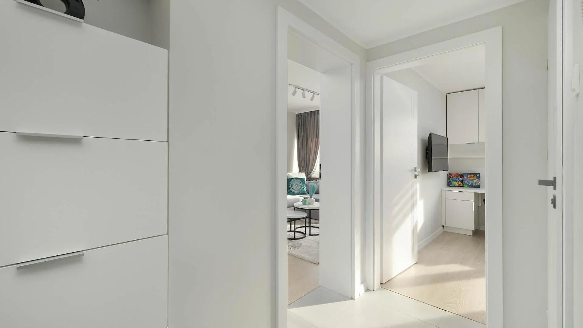Przytulny I Jasny Apartament W Kolobrzegu By Noclegi Renters 0*, Kolobrzeg Poland